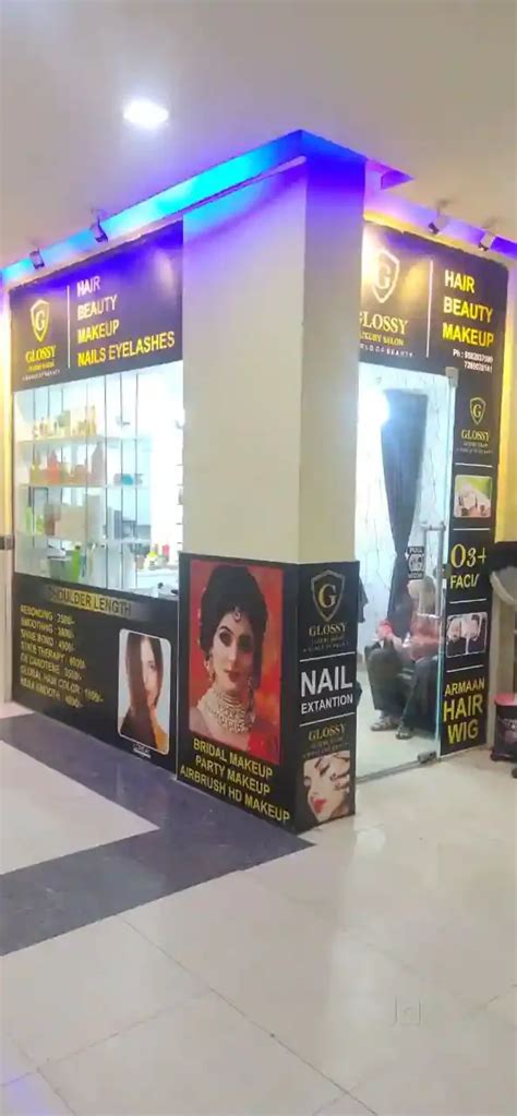 Looks Salon, City Centre, Rohini, Sector 3, Rohini, New Delhi .